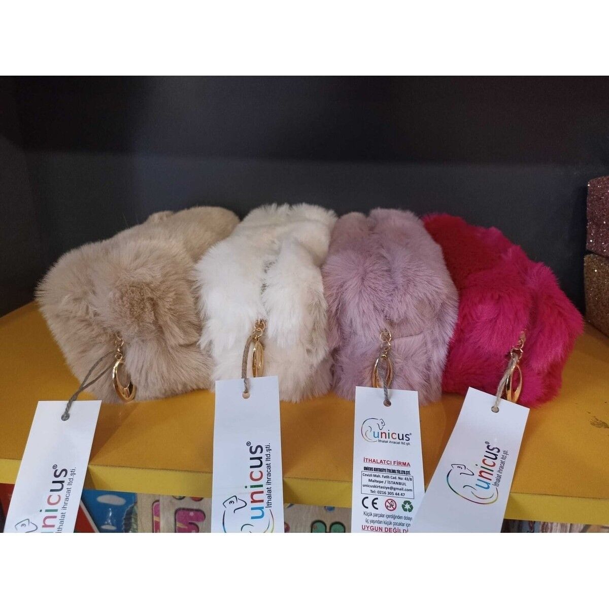 Unicus Tavşan Tüyü Peluş Kalem Kutu