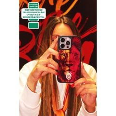 iPhone 15 Pro Uyumlu Galatasaray 5 Yıldız Parçalı Aslan Cam Lisanslı Telefon Kılıfı